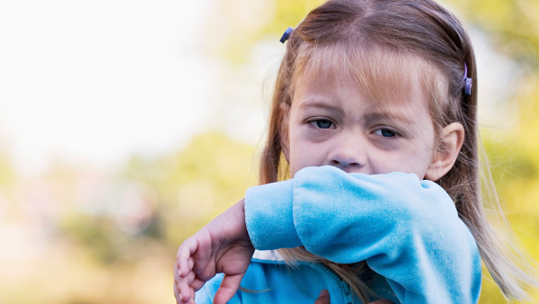 孩子秋季腹瀉是輪狀病毒感染嗎？預防秋季腹瀉要注意輪狀病毒感染